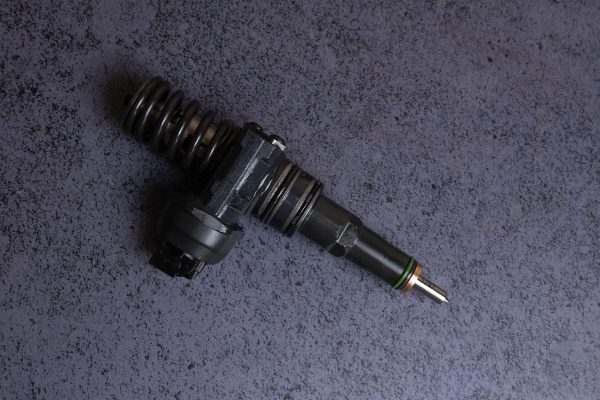 038130073AQ насос форсунка BOSCH для двигуна VAG , 1.4 TD - Фото 2