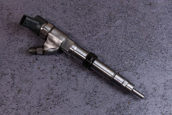 504113253 форсунка CR BOSCH для двигуна IVECO DAILY 3.0 HPI - Фото 2