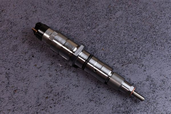 1077550420 форсунка CR BOSCH для двигуна CUMMINS, KOMATSU QSL9 8.9 - Фото 2