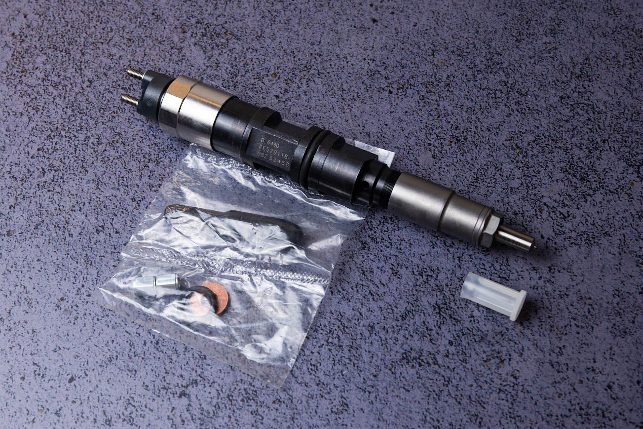 095000-6490 форсунка / інжектор  для техніки John Deere