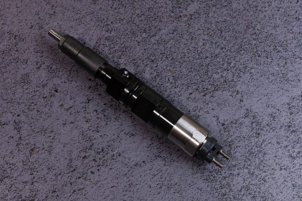 RE529151 форсунка для двигуна JOHN DEERE 6090 - Фото 3