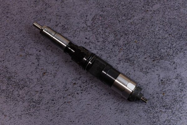 RE546776 форсунка для двигуна JOHN DEERE S450 - Фото 3