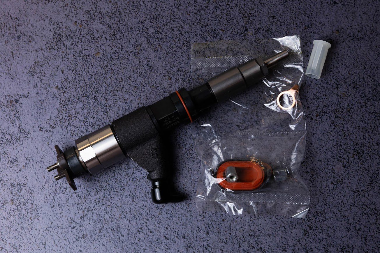 RE546784 форсунка / інжектор для техніки John Deere RE546784 форсунка / інжектор для техніки John Deere