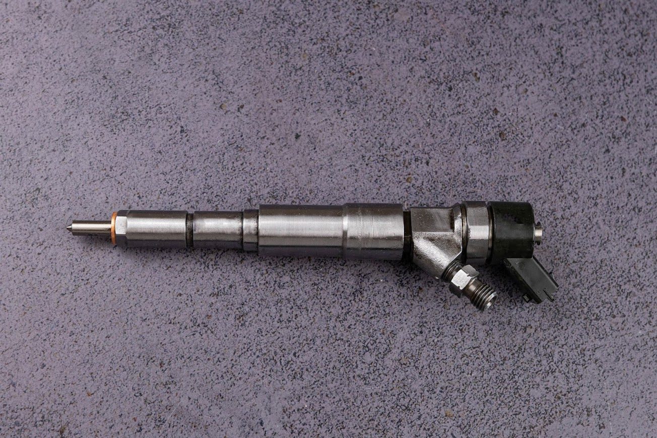 73501139 Електромагнітний CR інжектор / форсунка ALFA ROMEO 147, 156, 166; FIAT DOBLO, DOBLO/MINIVAN, MAREA, MULTIPLA, STILO; LANCIA LYBRA, THESIS 1.9D/2.4D 09.96-