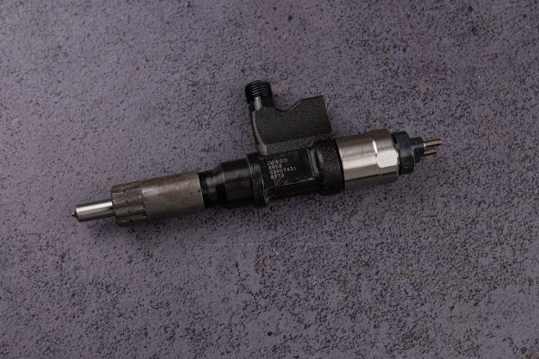 8981518373 Denso CR інжектор / форсунка ISUZU 4HK1, 6HK1