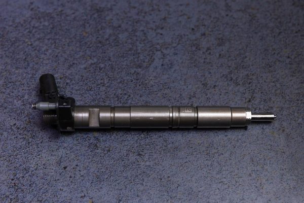 03L130855V П'єзоелектричний CR інжектор AUDI A3, A4 ALLROAD B8, A4 B8, A5, A6 C6, Q5, TT SEAT ALTEA, ALTEA XL, EXEO, EXEO ST, LEON, TOLEDO III SKODA OCTAVIA II, SUPERB II, YETI VW EOS 2.0D 05.03-07.18 - Фото 2