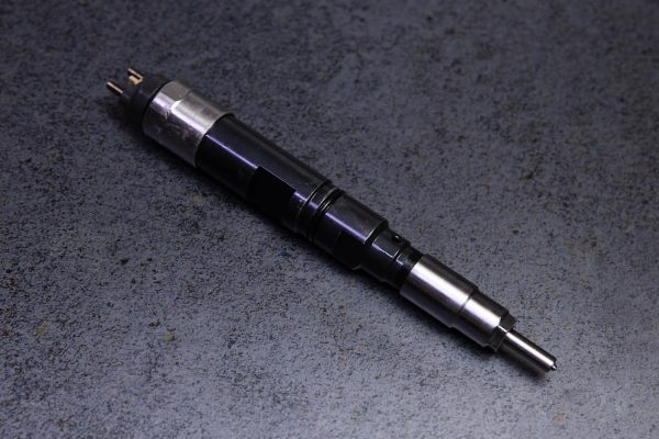 RE518725 інжектор / форсунка John Deere ENG 6081T - Фото 3