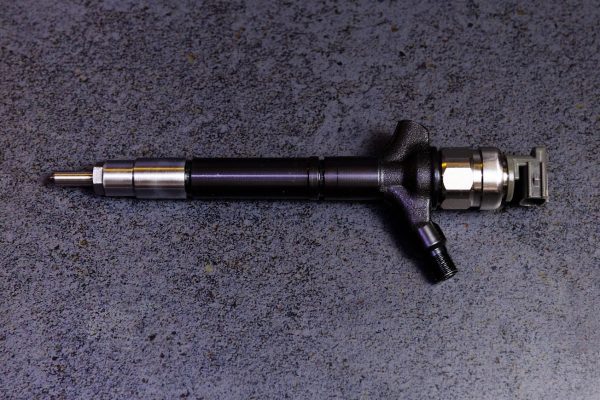 236700R140 інжектор / форсунка Toyota Auris / Avensis / Corolla Engine size: 2.0 d, HP: 126, 2006 &ndash; 2012 двигун: 1AD-FTV, D-4D, T25, E15, NRE15, ZZE15, ADE15, ZRE15, NDE15 - Фото 2