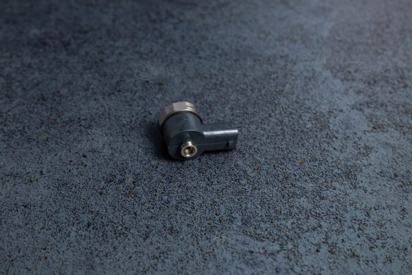 521(7) Соленойд F00VC30058