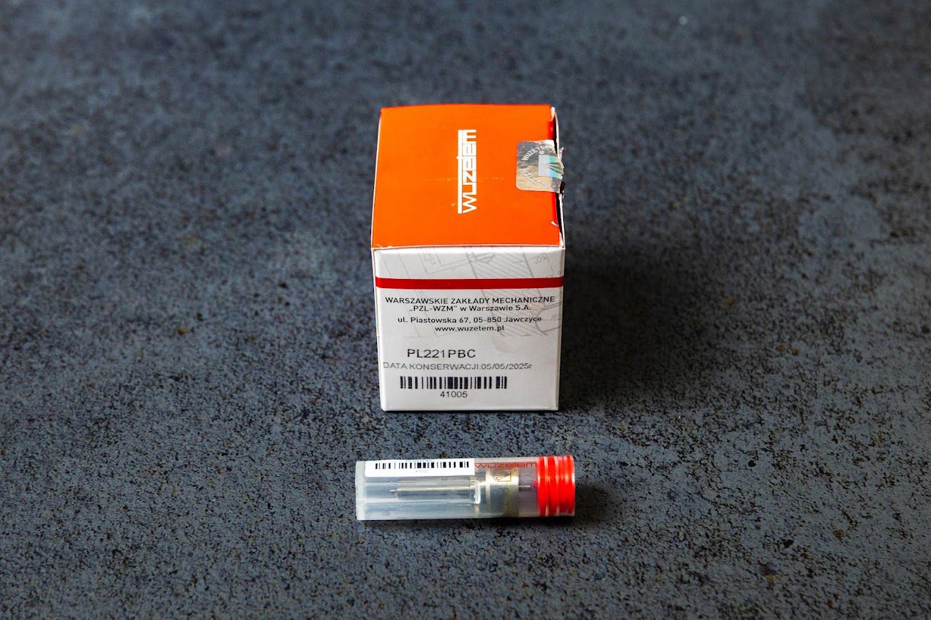 PL221PBC, L025PBC, L221PBC Розпилювач до форсунок EBE4C00001, BEBE4C00101, 20430583, 8113941, 5001866295, 7420430583, 20430583, 8113941 Volvo Truck EUI E1 Engine size: 12.1 D
Engine code: D12C, D12D, D12D340, D12D380, D12D420, D12D460