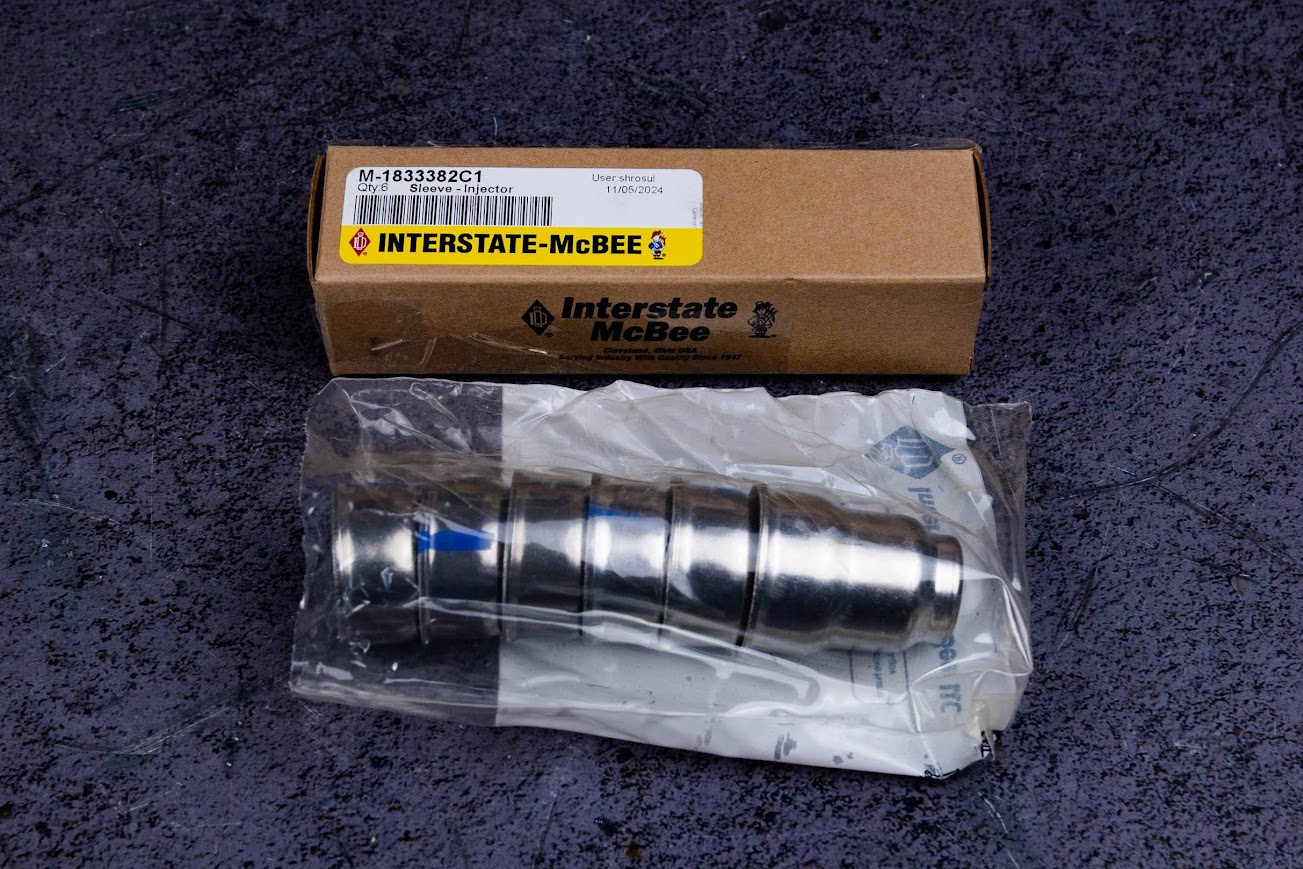 1833382C1 Стакан форсунки NAVISTAR 1833382C1 Стакан форсунки NAVISTAR