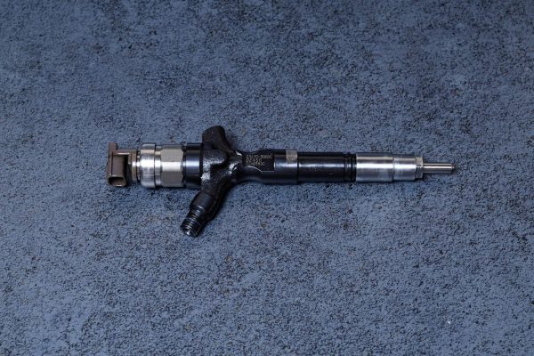 2367039155 Denso CR інжектор / форсунка TOYOTA LAND CRUISER PRADO 1KD-FTV